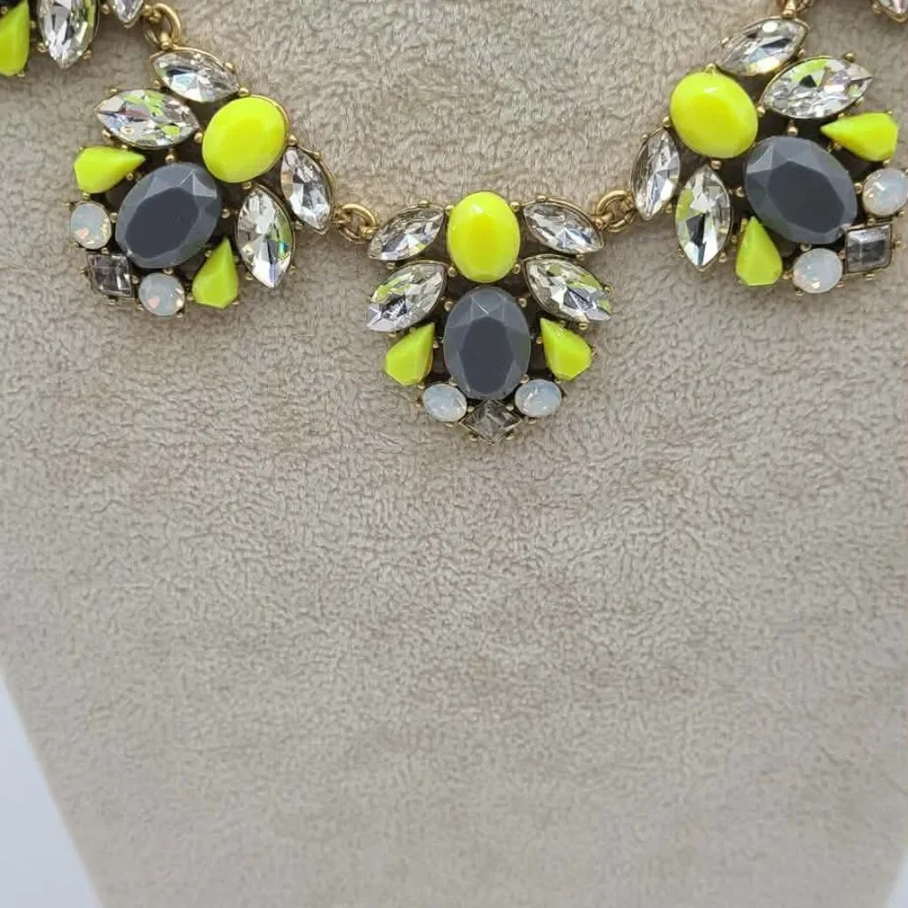 J Crew Factory Gray Yellow Resin Clear Crystal Statement Necklace NWT! NEW!